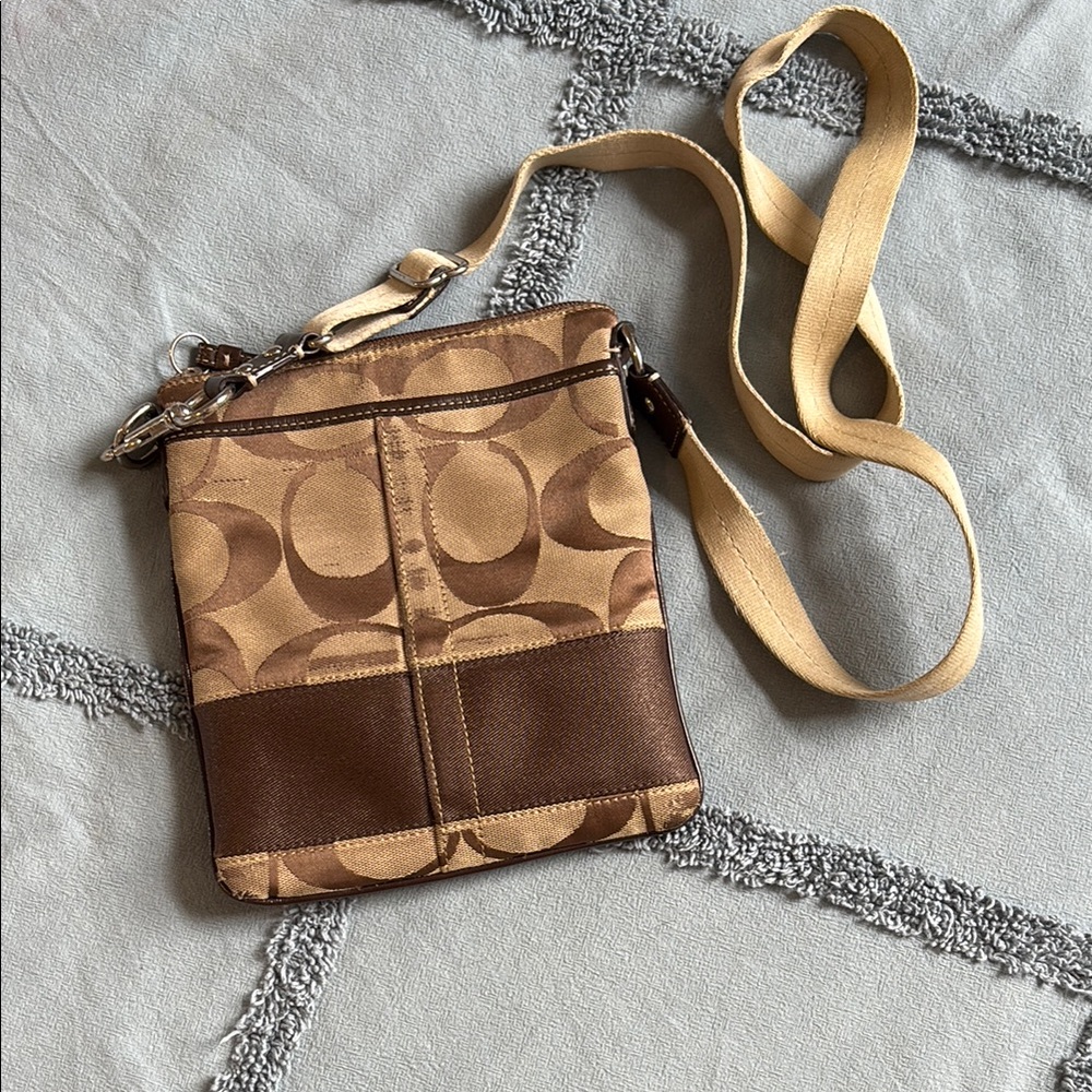 Vintage Coach Brown Crossbody Bag